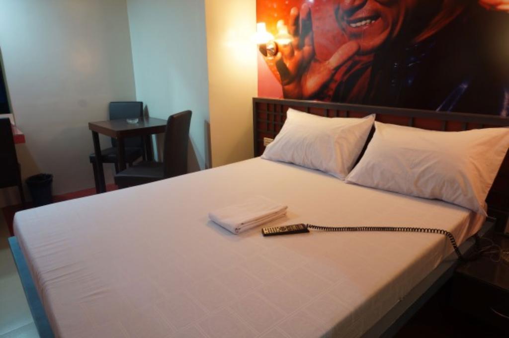 Icon Hotel Manila Bilik gambar