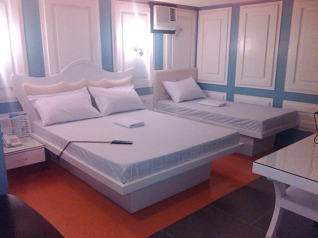 Icon Hotel Manila Bilik gambar